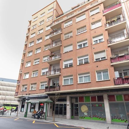 Apartamento Con Vistas Al Estadio San Mames Бильбао Экстерьер фото